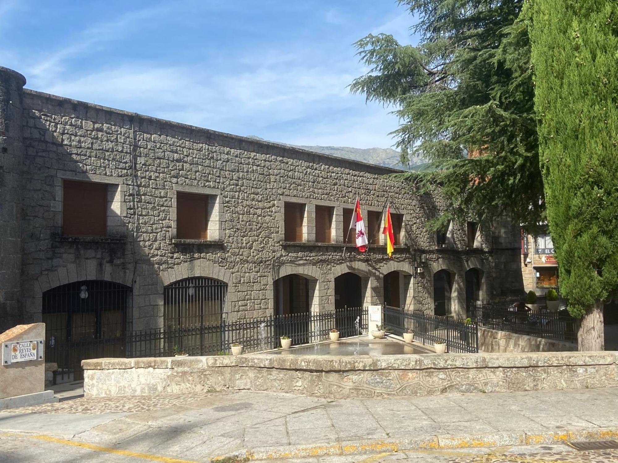 Vut La Herradura De San Pedro 阿雷纳斯德圣佩德罗 外观 照片